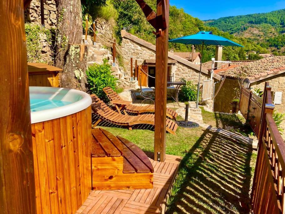 L'Insolite Tamia Asperjoc Exterior foto